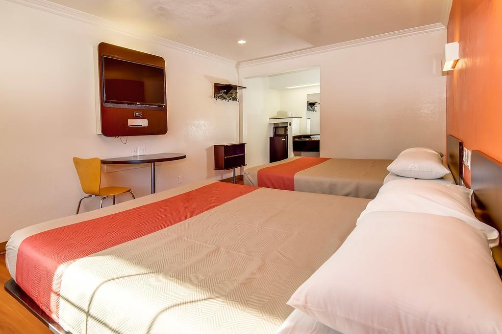 Motel 6 Garden Grove Esterno foto